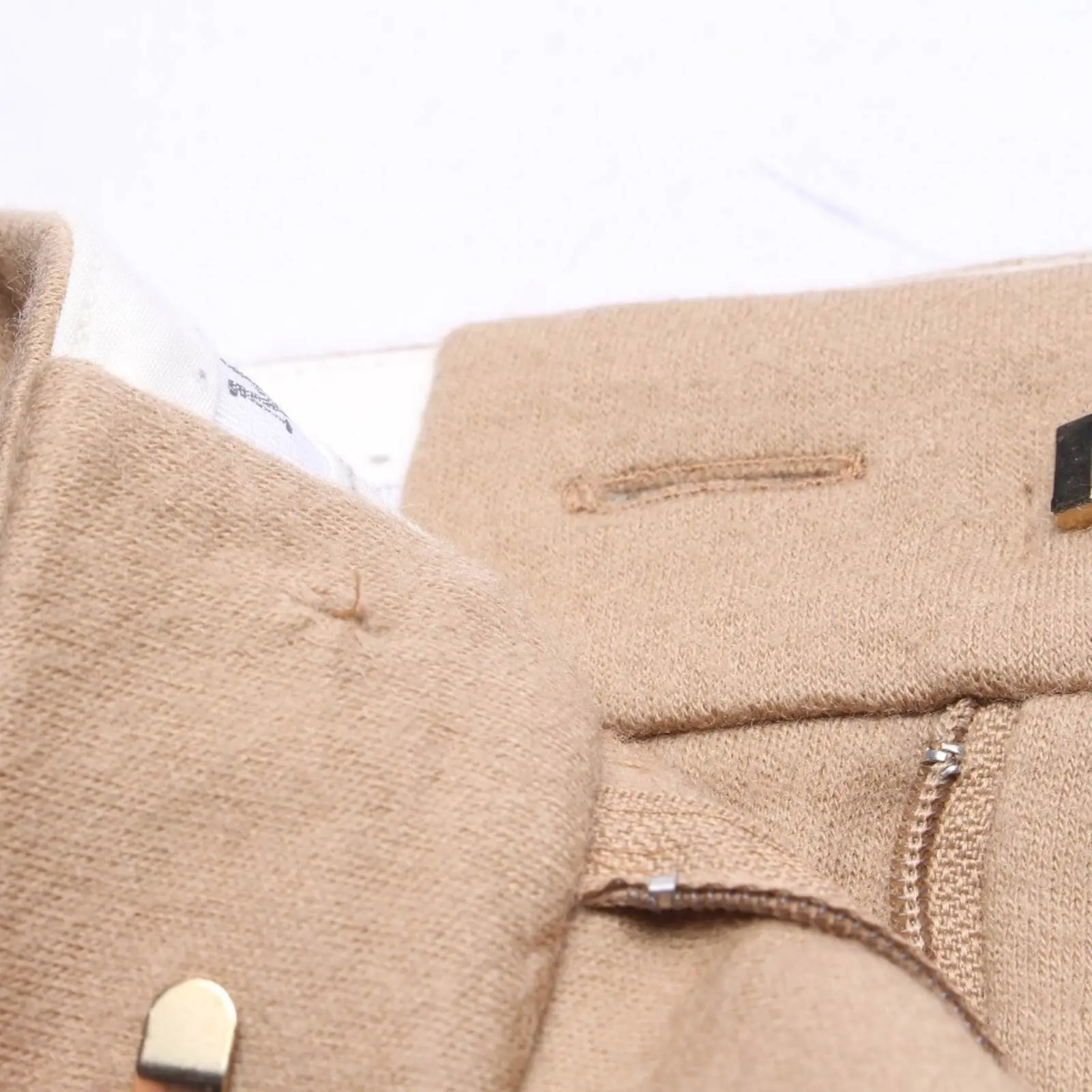 Hose 40 Beige