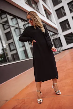 Klassisches Maxi Oversized Pullover-Kleid von Bastet in Schwarz