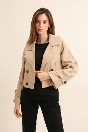 Kurze zweireihige Jacke von KYM