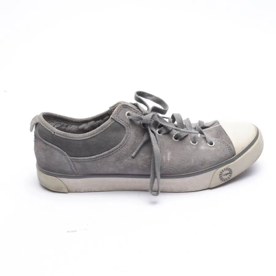 Sneaker EUR 38,5 Grau