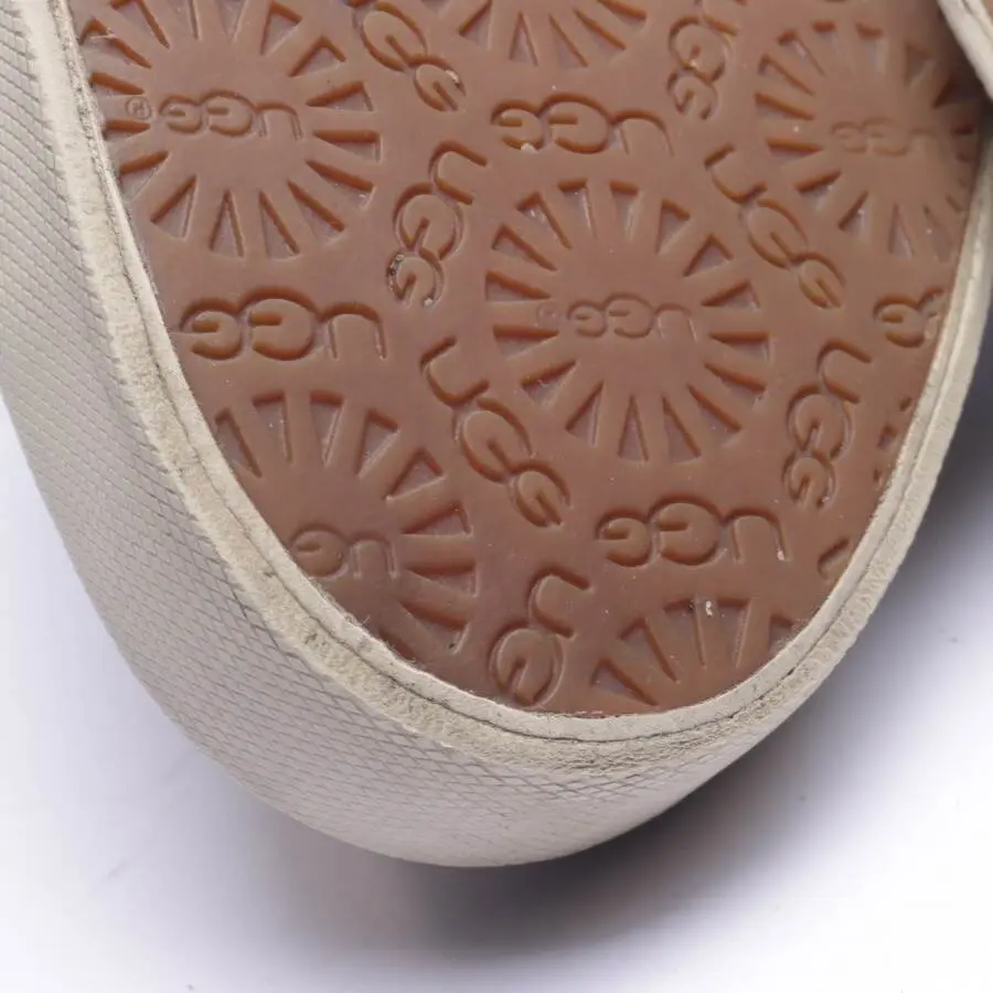 Sneaker EUR 38,5 Grau